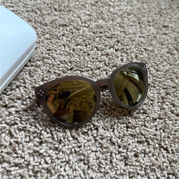 Chloe Brown Sunglasses - Picture 2 of 13